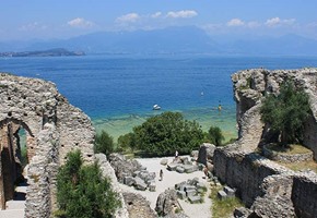 Private Walking Tour of Sirmione 